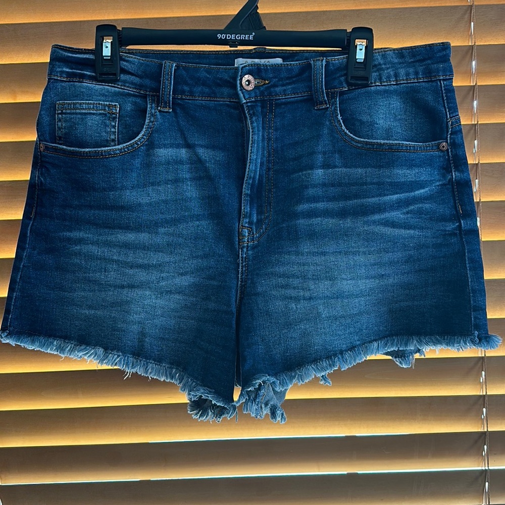 Ariya Jean Shorts